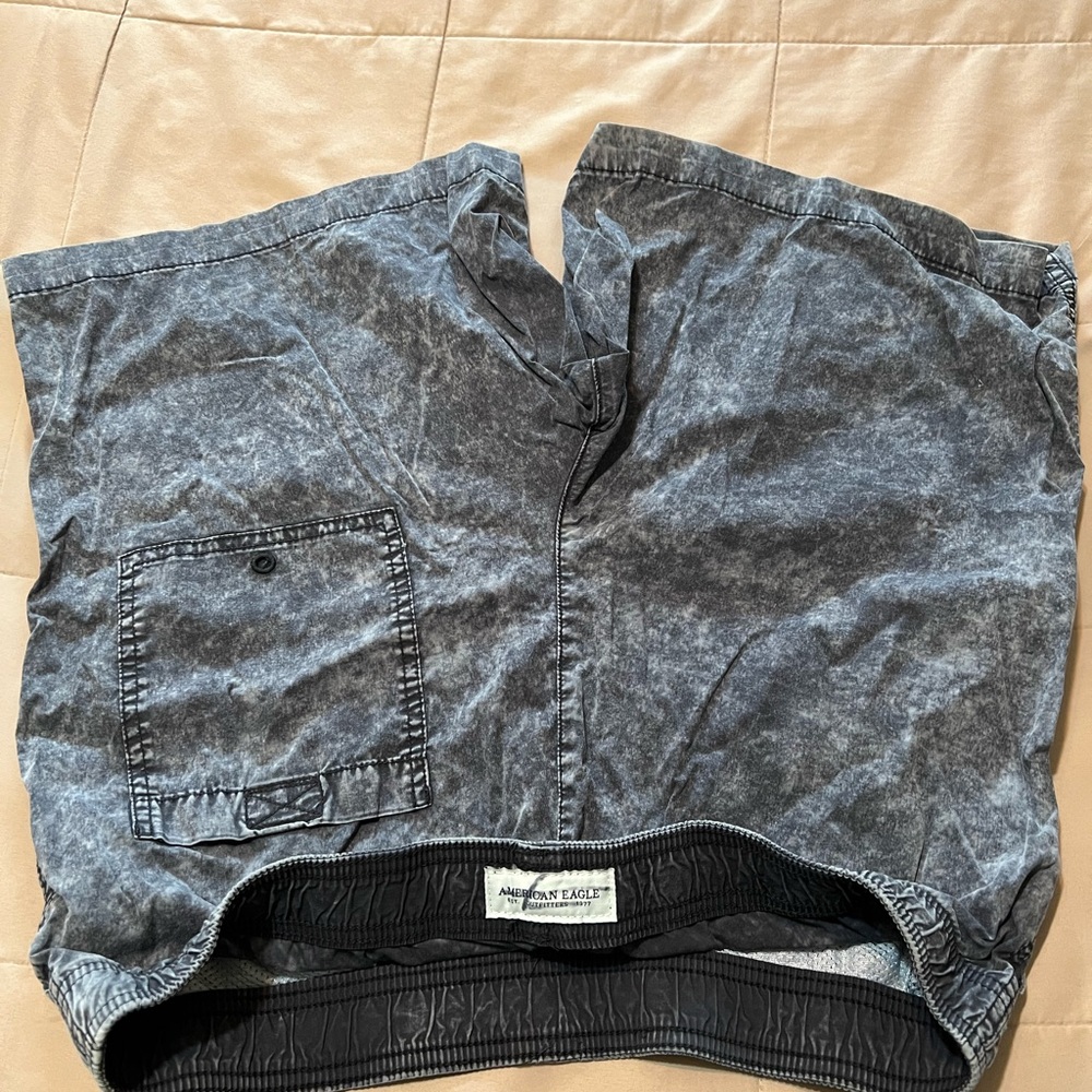 AE hybrid board shorts